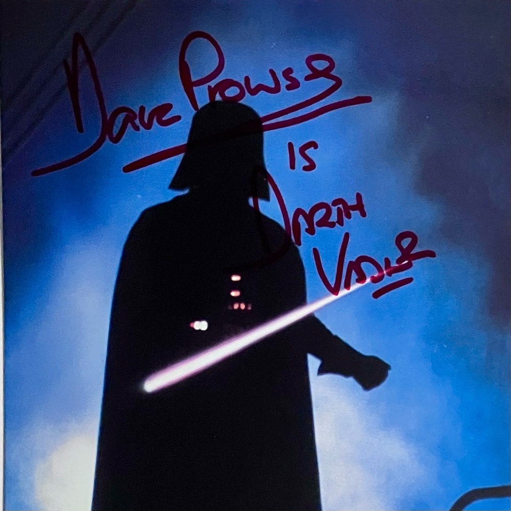 STAR WARS Signed Postcard / DAVE PROWSE As Darth Vader / THE EMPIRE STRIKES BACK
